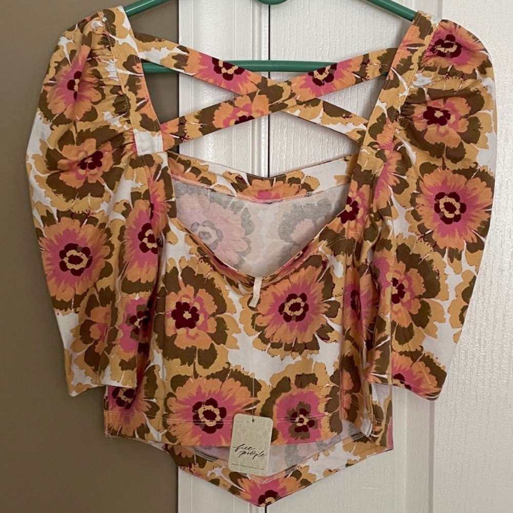 NWT Free People Women's Give Me More Crop Top. Size Medium. - Picture 4 of 5